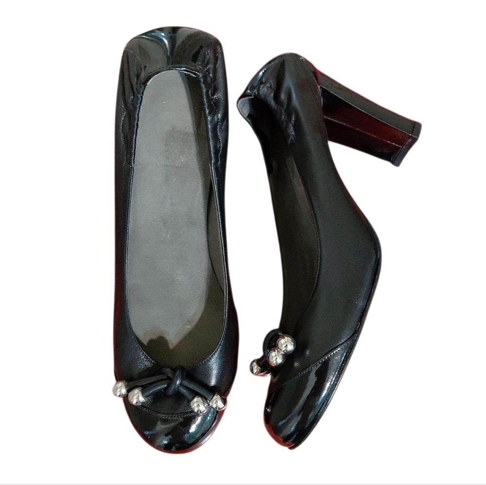 Stuart Weitzman Black Leather Heels with Silver Accents Size 10